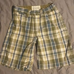 🔴 Childrens Place Plaid shorts
